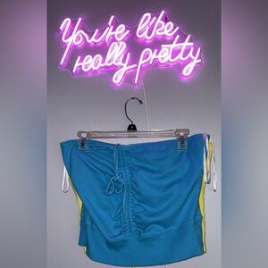 Original 1990s Y2K Blue ribbed tube top with built in bra!